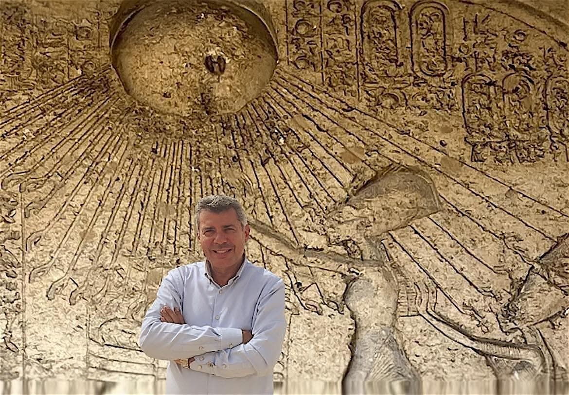 Akhenaton, Nefertiti, à l'aube du monothéisme